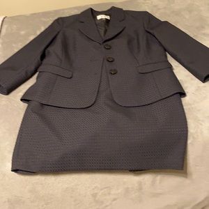Navy Blue Tailored Le Suit Size 12